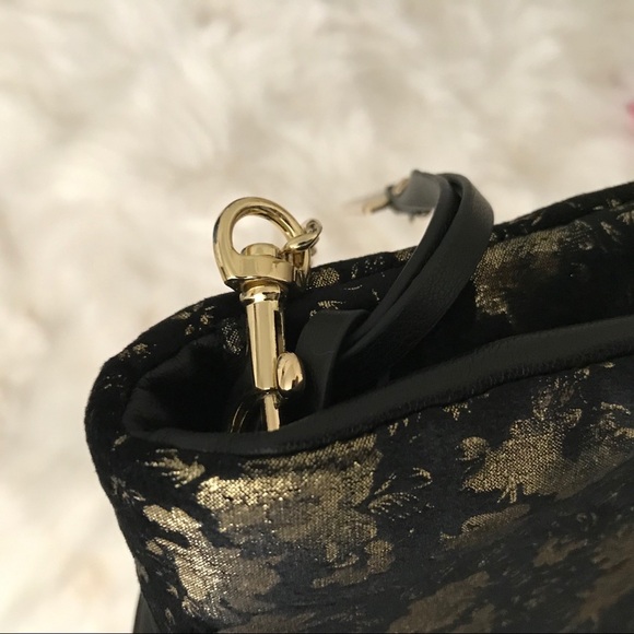 Sole Society Velvet Gold Foldable Clutch Crossbody - Picture 6 of 7